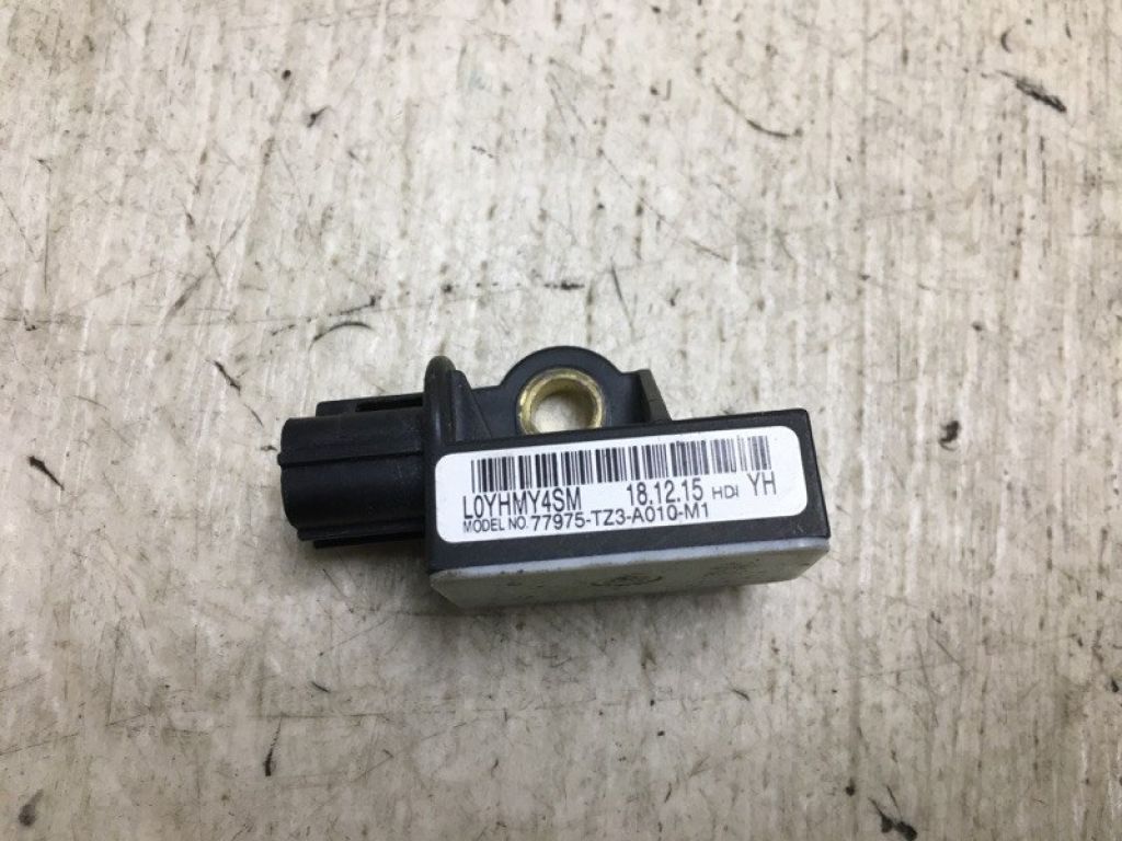 77975-TZ3-A01 | Датчик удару ACURA TLX 14-17 - Фото 2
