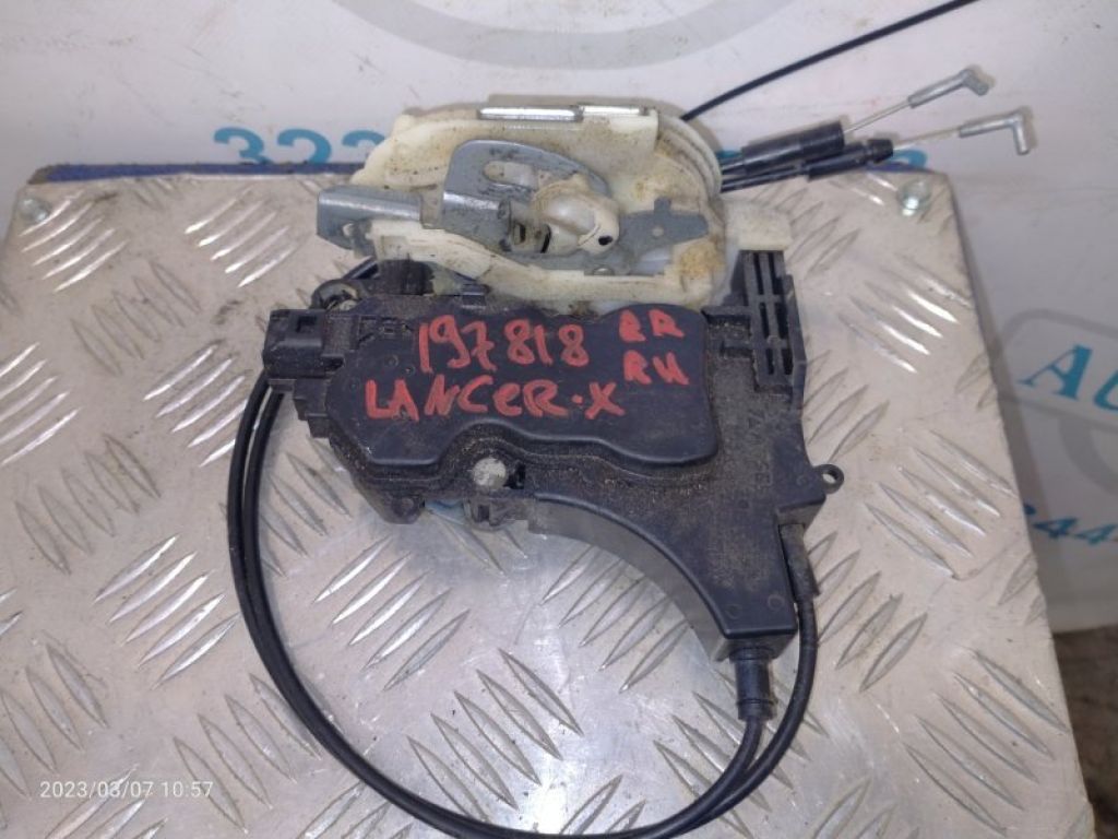 5745A304 | Замок двери задн. прав. MITSUBISHI LANCER X 10 07-15