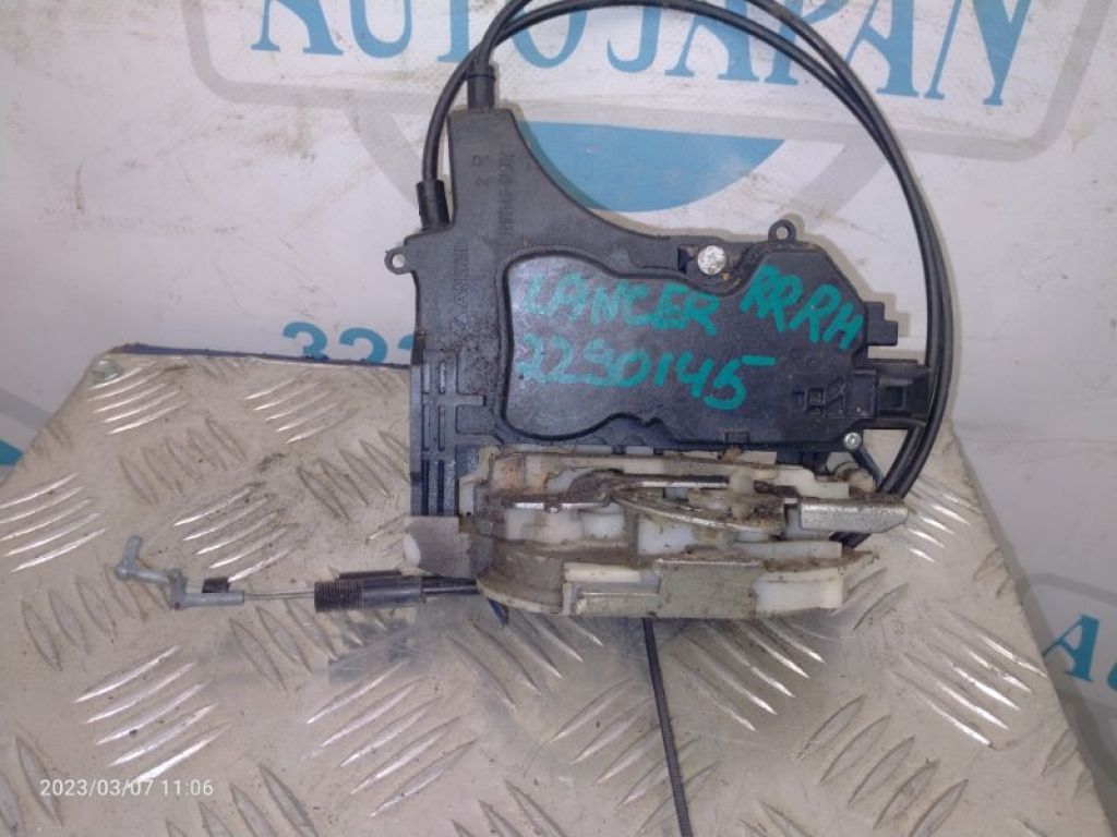 5745A304 | Замок двери задн. прав. MITSUBISHI LANCER X 10 07-15