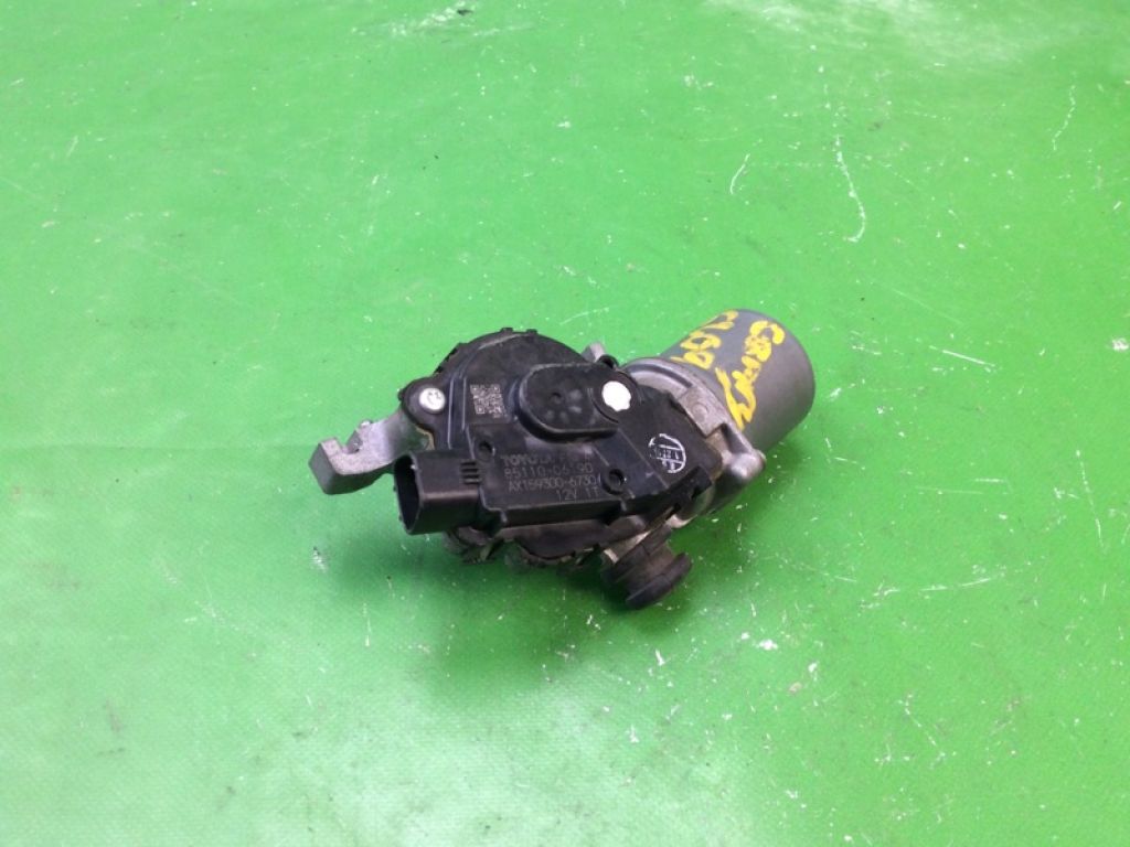 85110-06190 | Моторчик стеклоочистителя передн. TOYOTA CAMRY 55 14-17