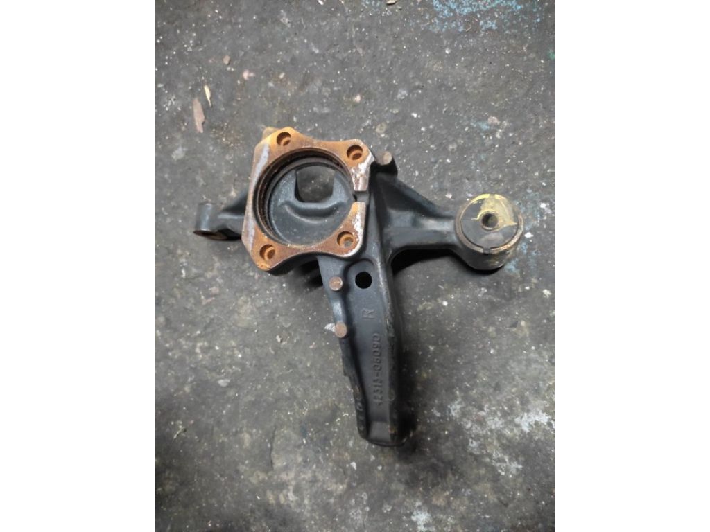 42304-06090 | Цапфа задн. прав. TOYOTA CAMRY 30 02-06