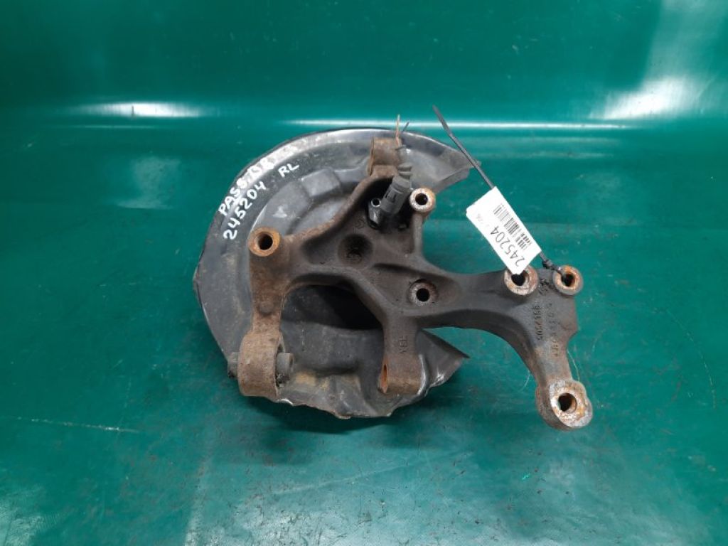 5C0 505 435 B | Цапфа задн. лев. VOLKSWAGEN PASSAT B8 14-