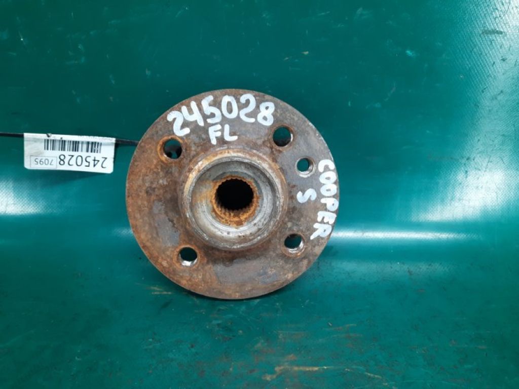 31 22 6 776 162 | Ступица передн. лев. MINI COOPER S CLUBMAN R55 05-14