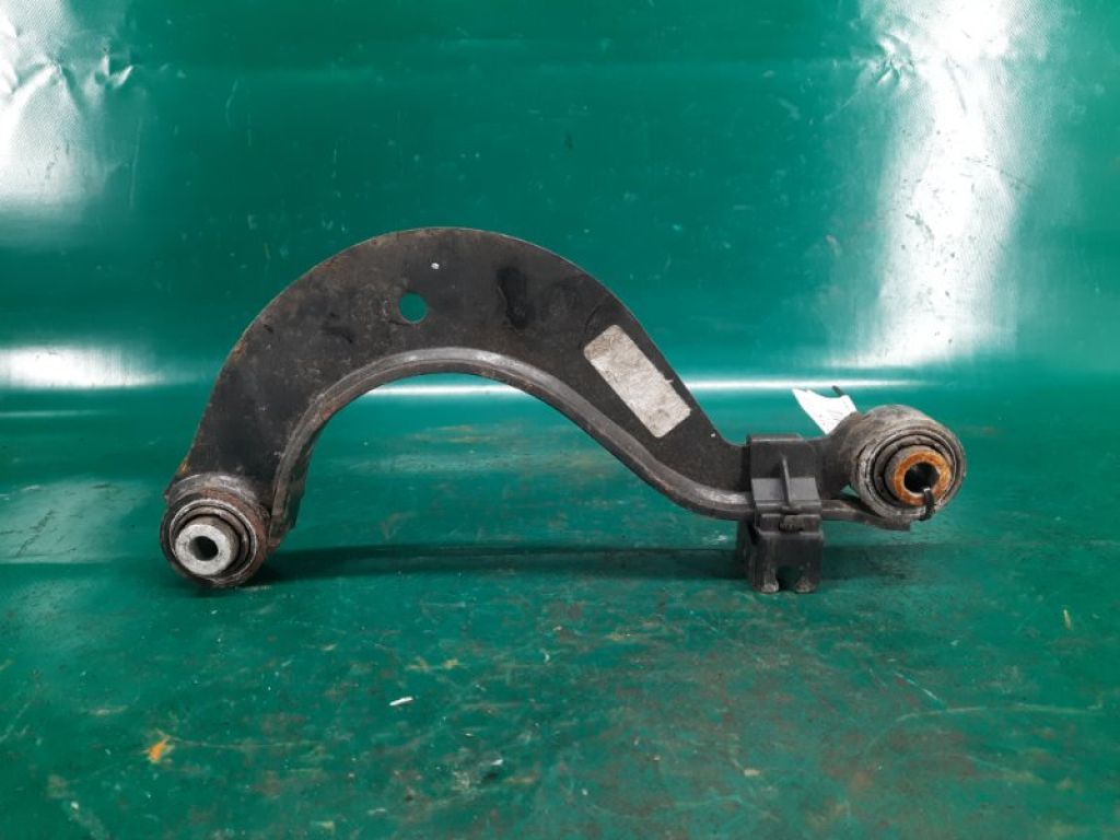 5Q0 505 323 C | Важіль задньої підвіски поперечний верхній VOLKSWAGEN PASSAT B8 14-