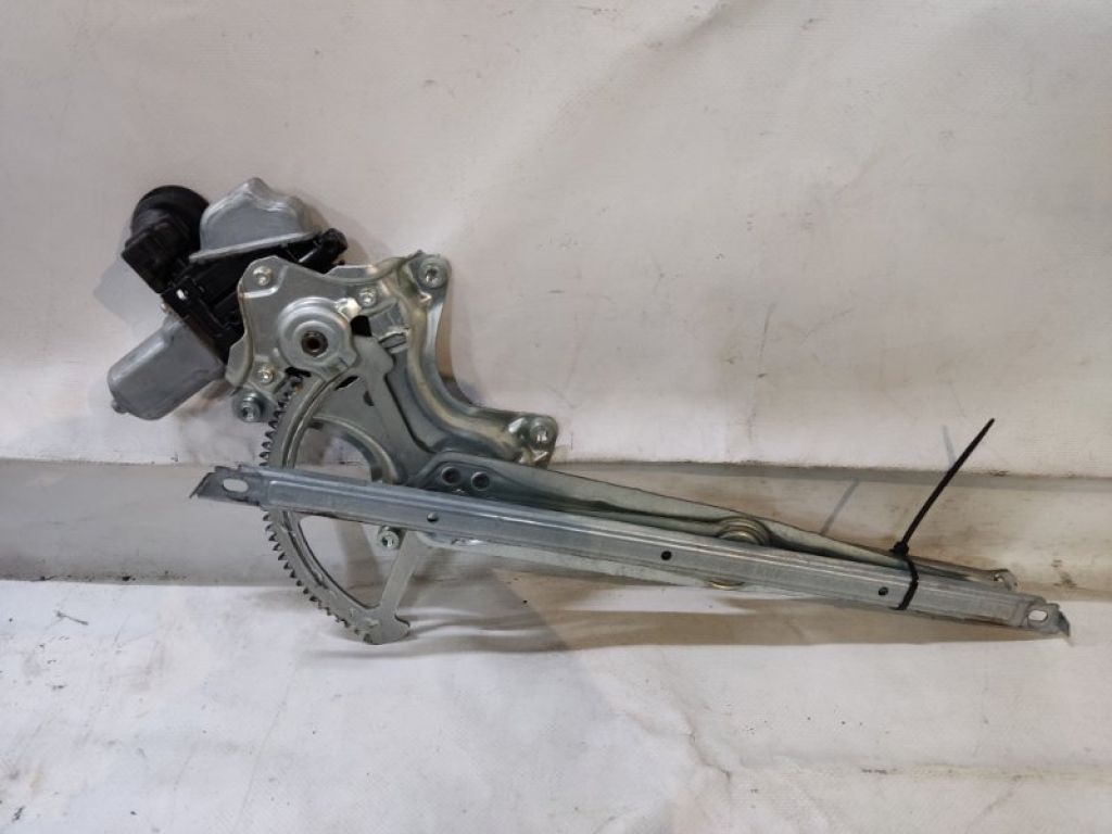 69801-06080 | Стеклоподъемник передн. прав. TOYOTA CAMRY 50 12-15 - Фото 2