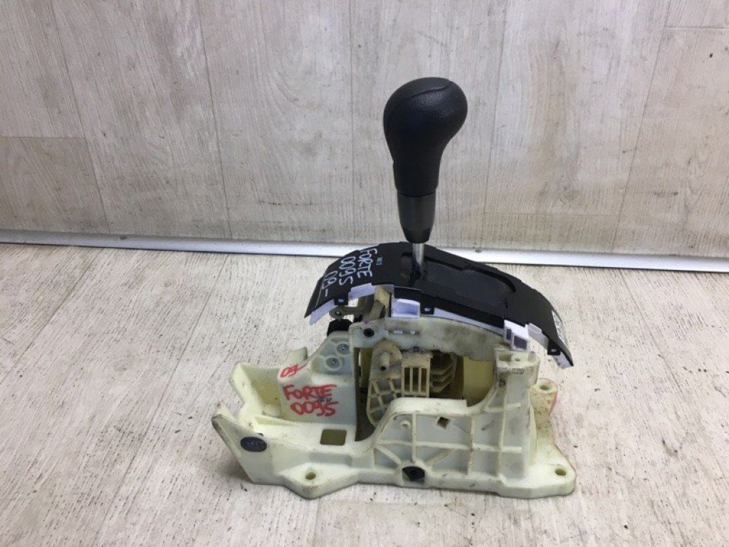 46700-1M300 | Кулиса АКПП KIA FORTE/CERATO TD 08-13