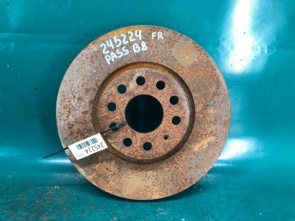 561 615 301 B | Тормозной диск передний VOLKSWAGEN PASSAT B8 14-