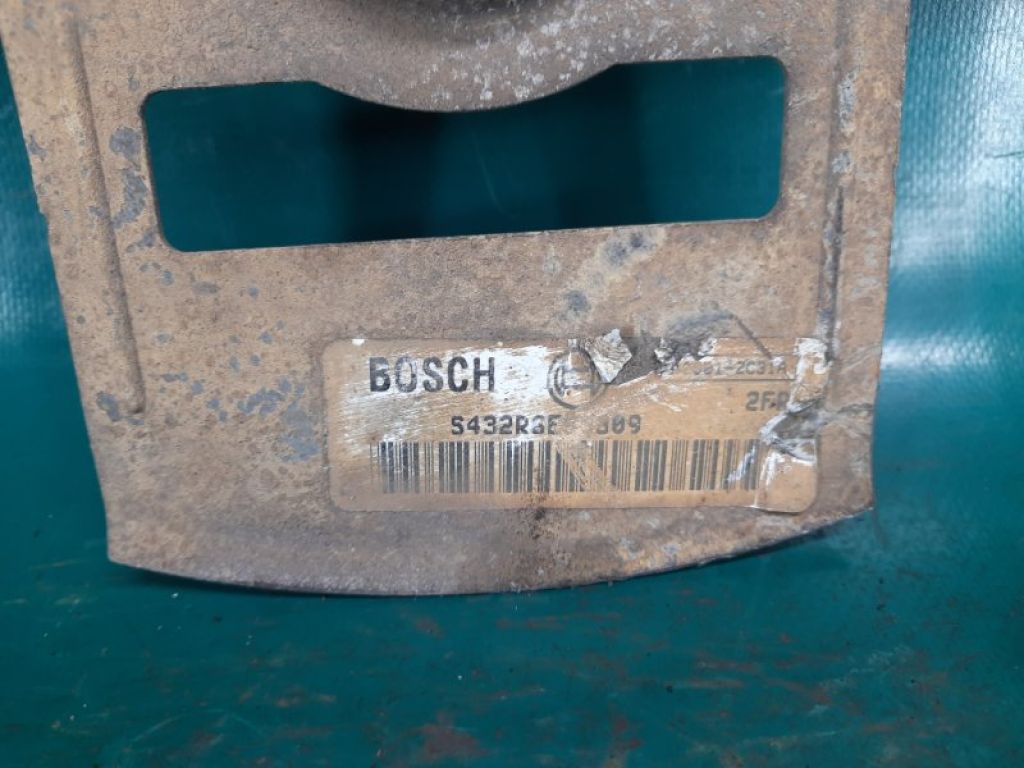 41150-7S000 | Защита тормозного диска передн. прав. INFINITI QX56 / TITAN / ARMADA 04-16 - Фото 2