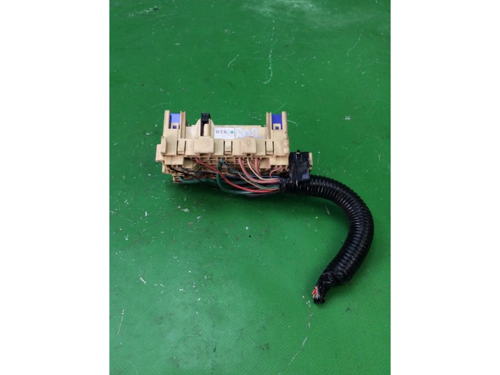 24311-1HA0A | Блок запобіжників салон NISSAN SENTRA B17 12-21 - Фото 2