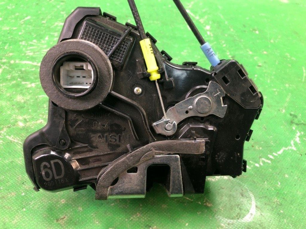 69040-0C050 | Замок двері передн. лів. TOYOTA CAMRY 55 14-17 - Фото 5