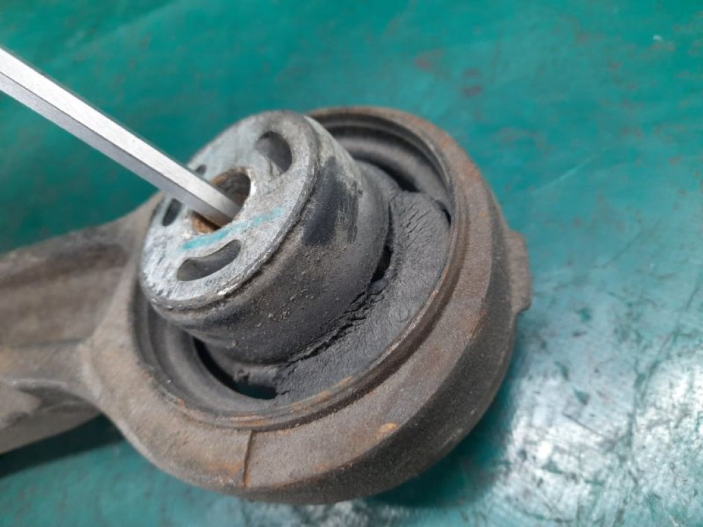 4766423AA | Рычаг передней подвески нижний лев. DODGE JOURNEY 08-20 - Фото 5