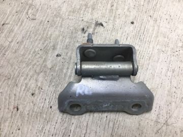 Петля кришки багажника LEXUS RX300/330/350/400 03-09