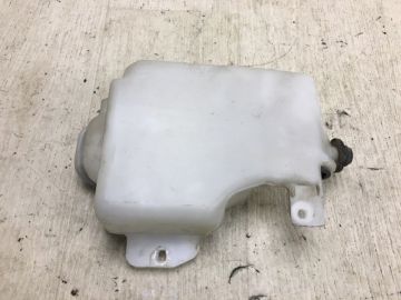 Бачок омывателя задн. MITSUBISHI PAJERO 99-06
