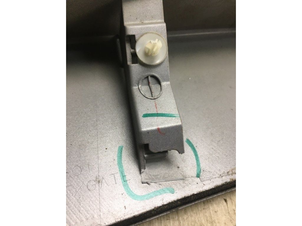 6515A012HA | Спойлер крышки багажника MITSUBISHI OUTLANDER XL 05-13 - Фото 13