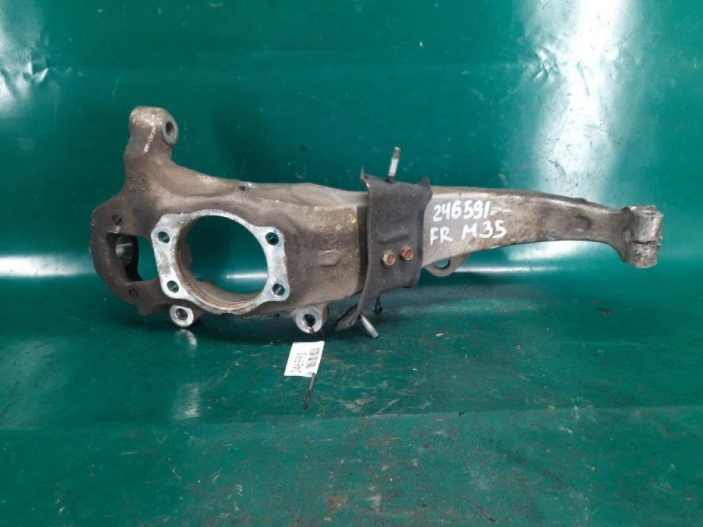 40014-EG000 | Кулак поворотный прав. INFINITI M35/M45 04-10