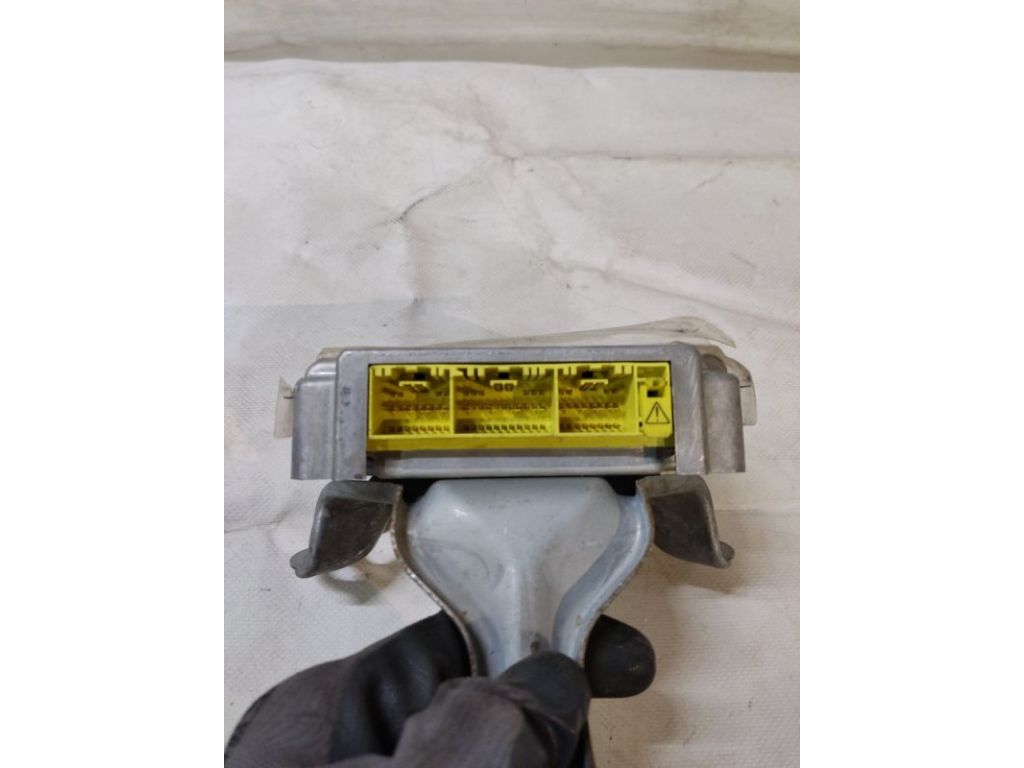89170-48060 | Блок керування AIRBAG LEXUS RX300/330/350/400 03-09 - Фото 3