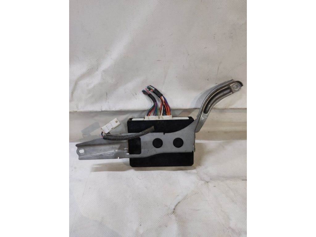 89222-50280 | Блок управления дверей передн. лев. LEXUS LS460 06-12 - Фото 2