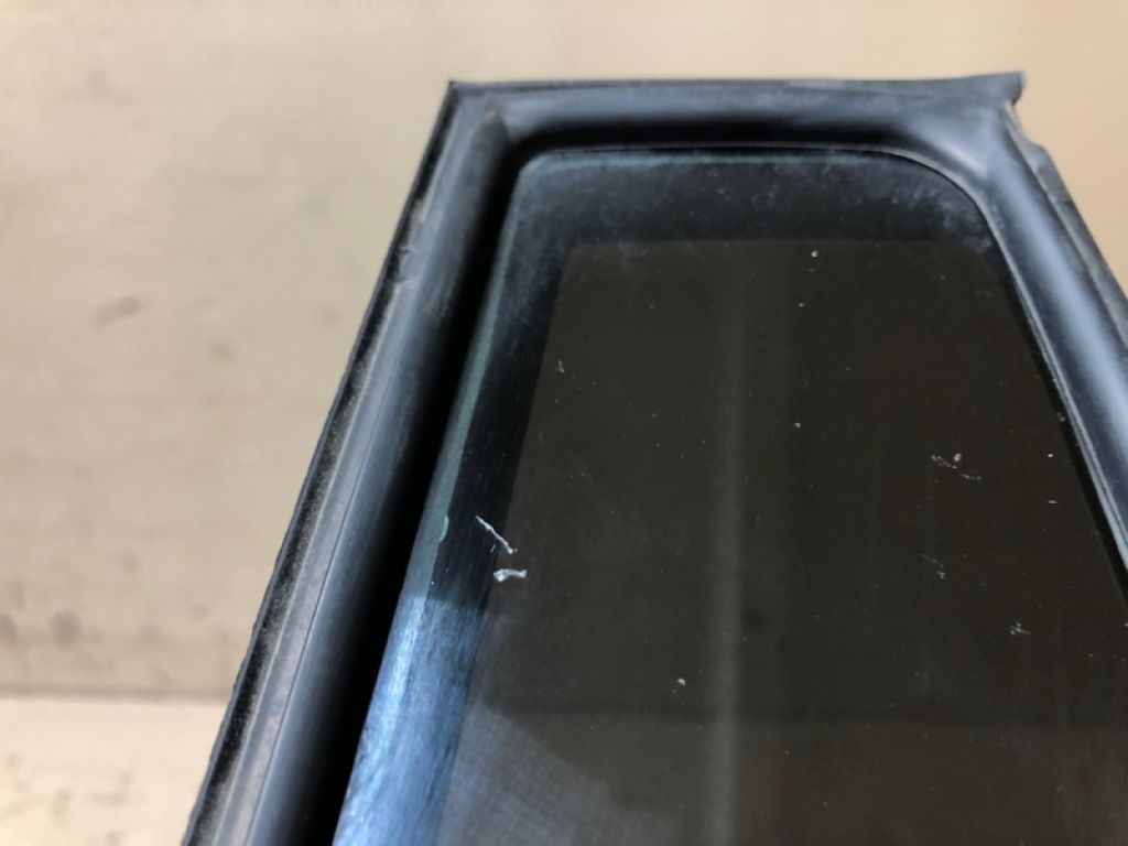 68188-60050 | Стекло двери глухое задн. прав. TOYOTA LAND CRUISER PRADO 120 02-09 - Фото 2