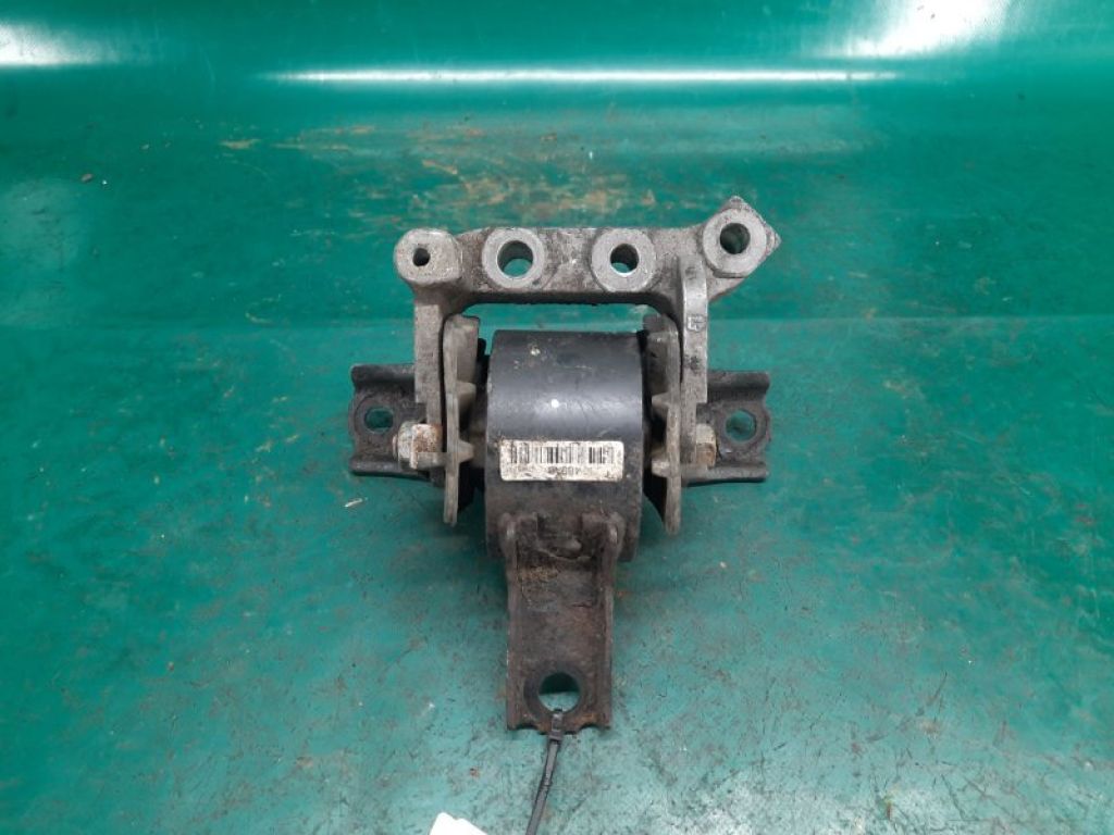 68065747AB | Подушка двигателя прав. JEEP PATRIOT 10-17