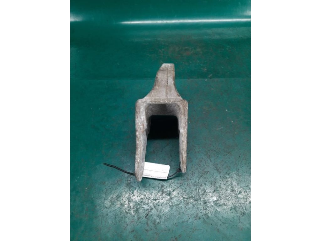 5105416AE | Кронштейн КПП задн. JEEP PATRIOT 10-17 - Фото 5