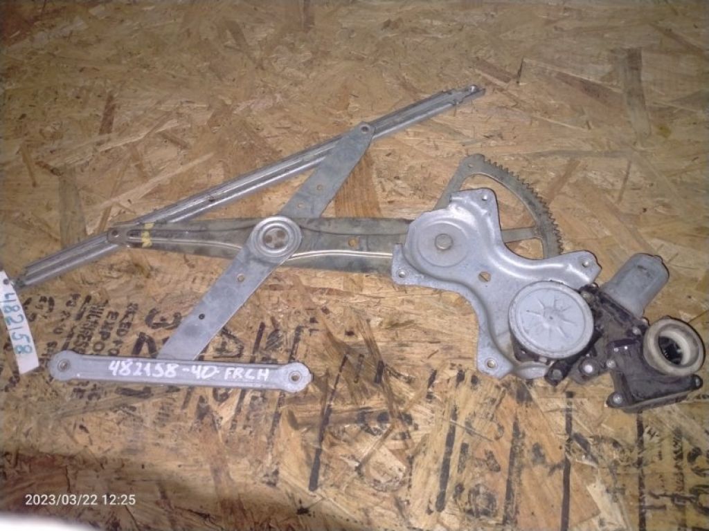 69802-33050 | Склопідйомник передн. лів. TOYOTA CAMRY 40 06-11