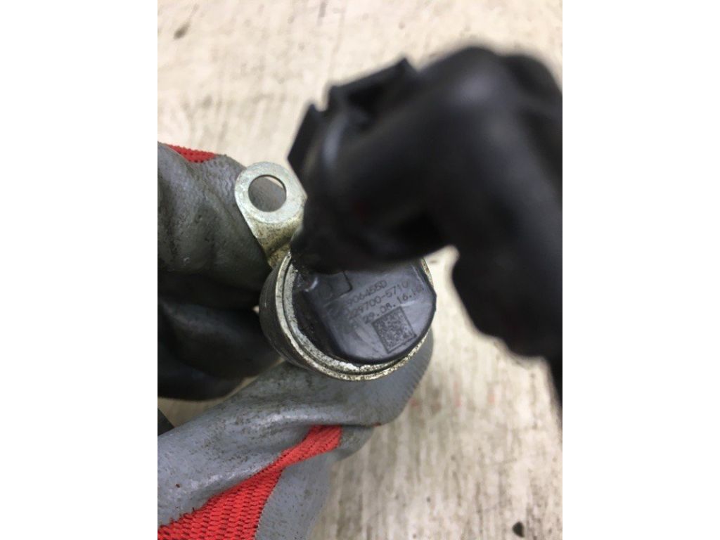 04E 906 455 D | Клапан зміни фаз ГРМ VOLKSWAGEN JETTA USA 10-17 - Фото 4