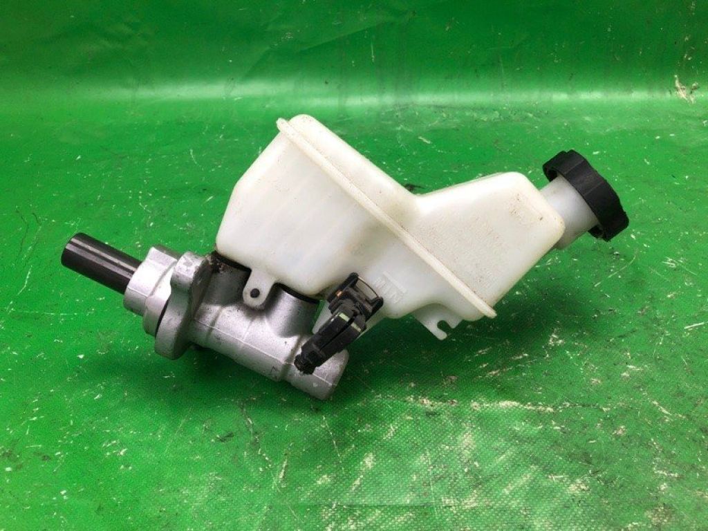 58510-C1200 | Головний гальмівний циліндр HYUNDAI SONATA LF 2014- - Фото 4