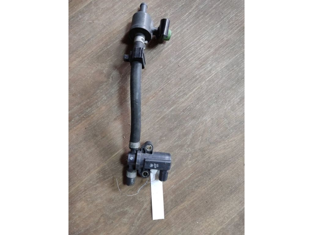 14930-7S000 | Клапан абсорберу INFINITI QX56 / TITAN / ARMADA 04-16