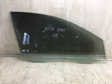 Стекло двери передн. прав. VOLKSWAGEN JETTA USA 10-17
