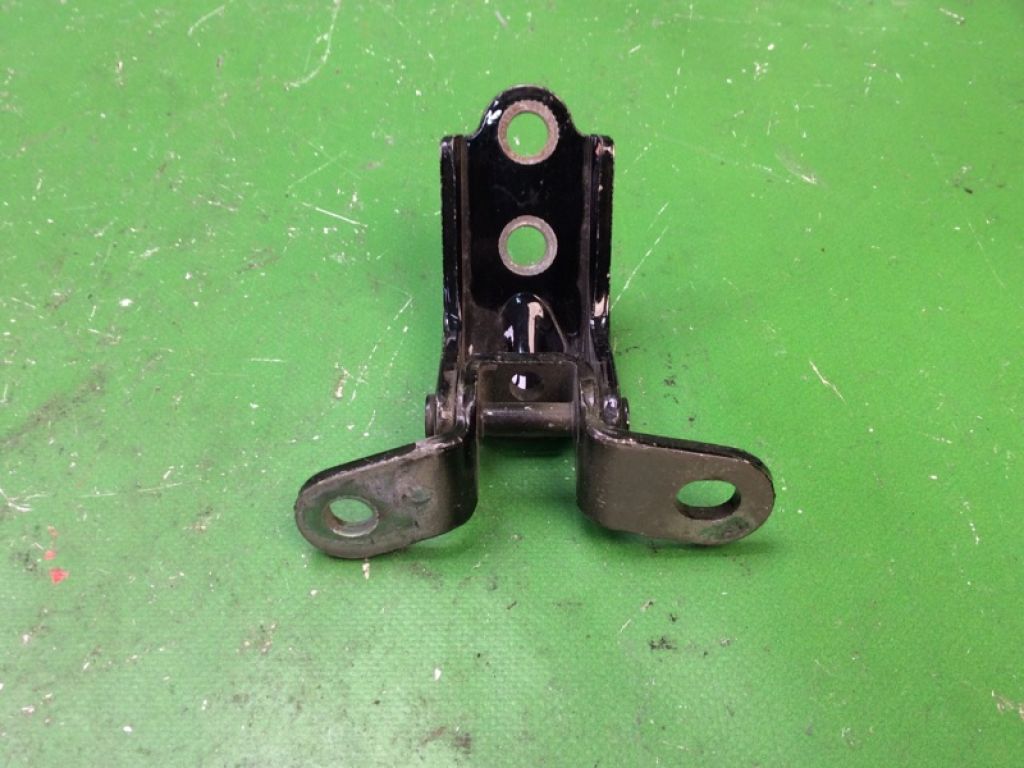 79310-3K000 | Петля двері нижня задн. лів. KIA OPTIMA JF 15-20