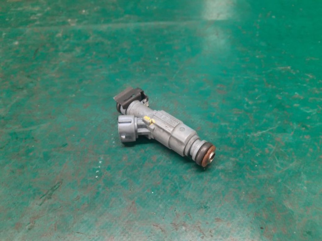 35310-2G300 | Форсунка топливная HYUNDAI SONATA YF 10-14