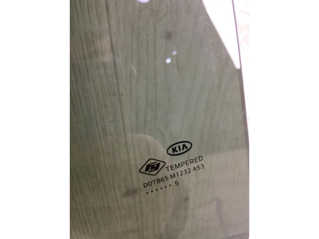 83410-C5010 | Скло дверей задн. лів. KIA SORENTO UM 14- - Фото 2