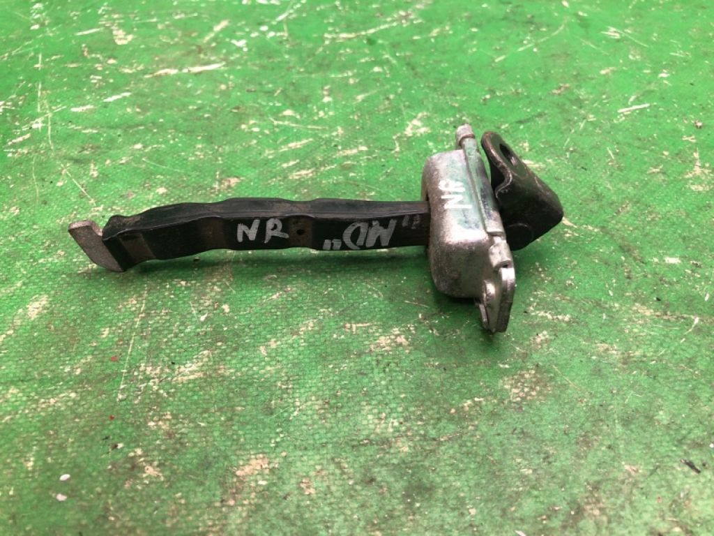 79390-3X000 | Обмежувач дверей передн. HYUNDAI ELANTRA MD 10-15 - Фото 2