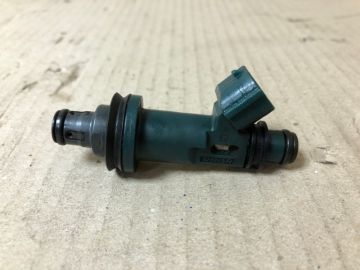 Форсунка топливная TOYOTA AVALON 99-05