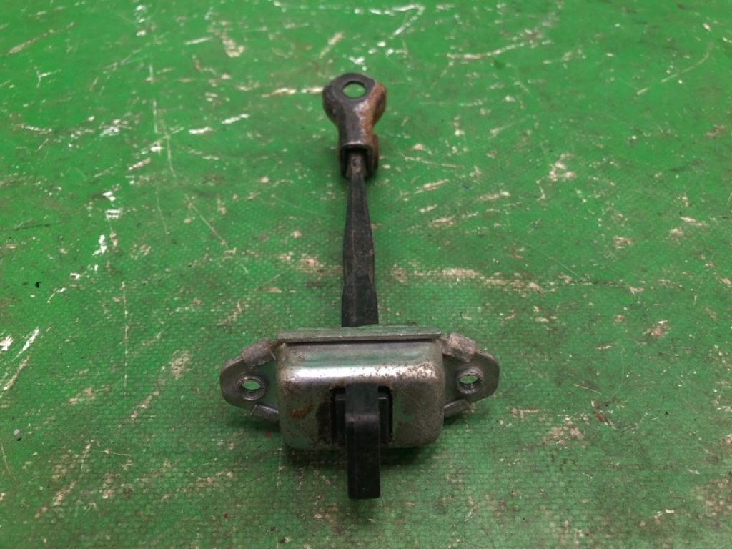 79480-1M000 | Ограничитель двери задн. KIA FORTE/CERATO TD 08-13 - Фото 3