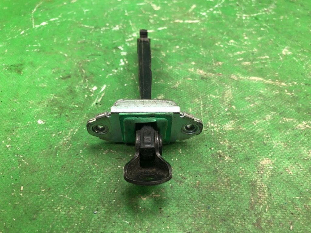 79480-1M000 | Обмежувач дверей задн. KIA FORTE/CERATO TD 08-13 - Фото 4