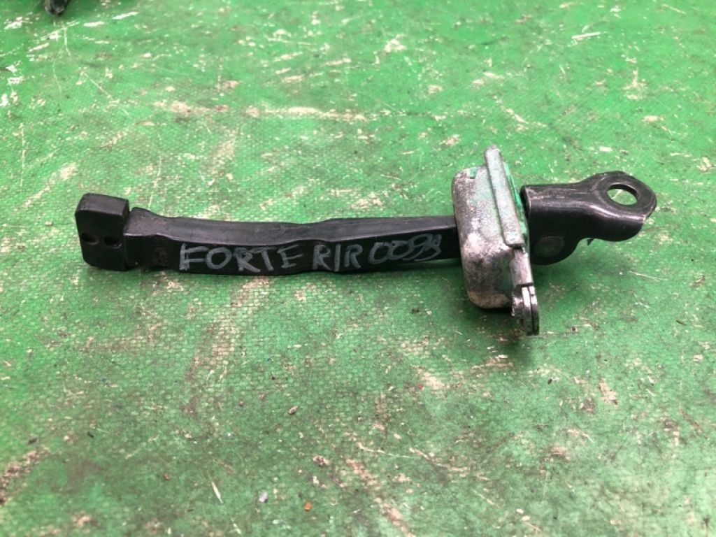 79480-1M000 | Ограничитель двери задн. KIA FORTE/CERATO TD 08-13