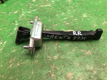 Обмежувач дверей задн. KIA SORENTO XM 09-14