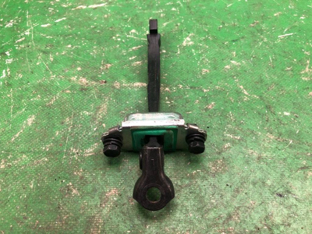 79480-1M000 | Обмежувач дверей задн. KIA FORTE/CERATO TD 08-13 - Фото 5