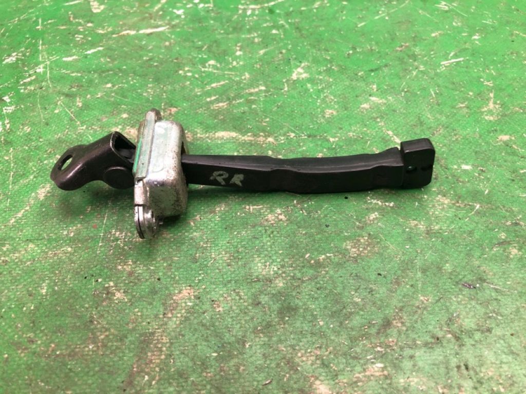 79480-1M000 | Обмежувач дверей задн. KIA FORTE/CERATO TD 08-13 - Фото 2