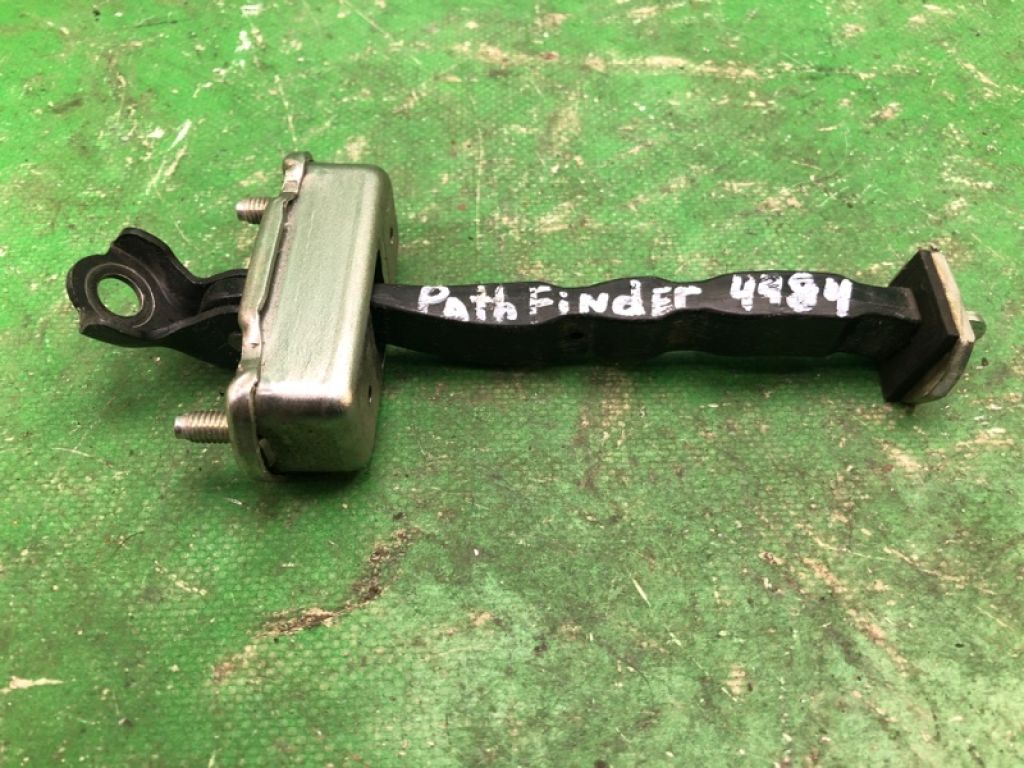 80430-3JC0A | Ограничитель двери передн. NISSAN PATHFINDER R52 12-21