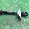 68610-06091 | Ограничитель двери передн. TOYOTA CAMRY 55 14-17
