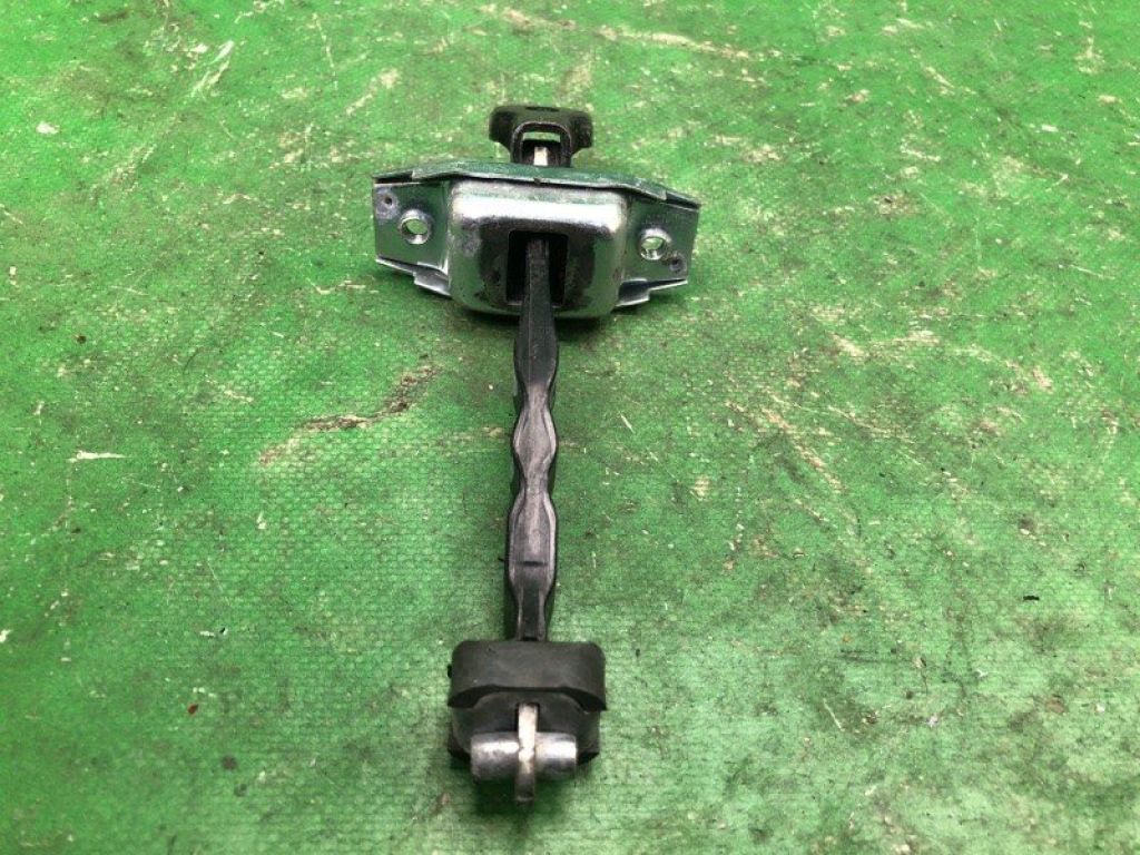 68610-06091 | Ограничитель двери передн. TOYOTA CAMRY 55 14-17 - Фото 5