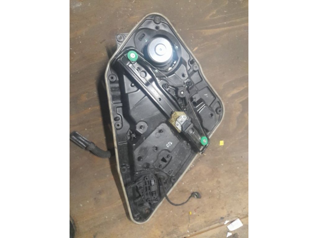 82721-5DM0A | Стеклоподъемник задн. лев. INFINITI QX30 16-20 - Фото 4