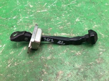 Обмежувач дверей задн. NISSAN ALTIMA L33 12-18