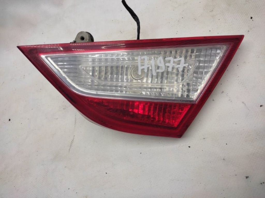 92404-3Q000 | Фонарь внутренний задн. прав. HYUNDAI SONATA YF 10-14