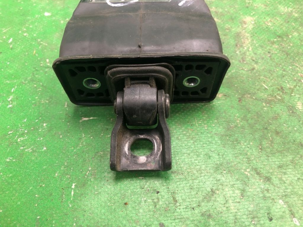 5C6 839 249 | Ограничитель двери задн. VOLKSWAGEN JETTA USA 10-17 - Фото 3