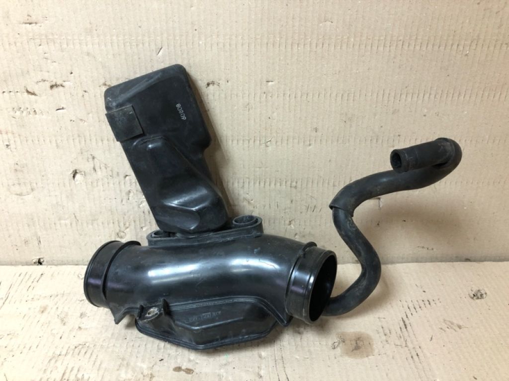 16576-CG000 | патрубок повітряного фільтра INFINITI FX S50 03-08 - Фото 2