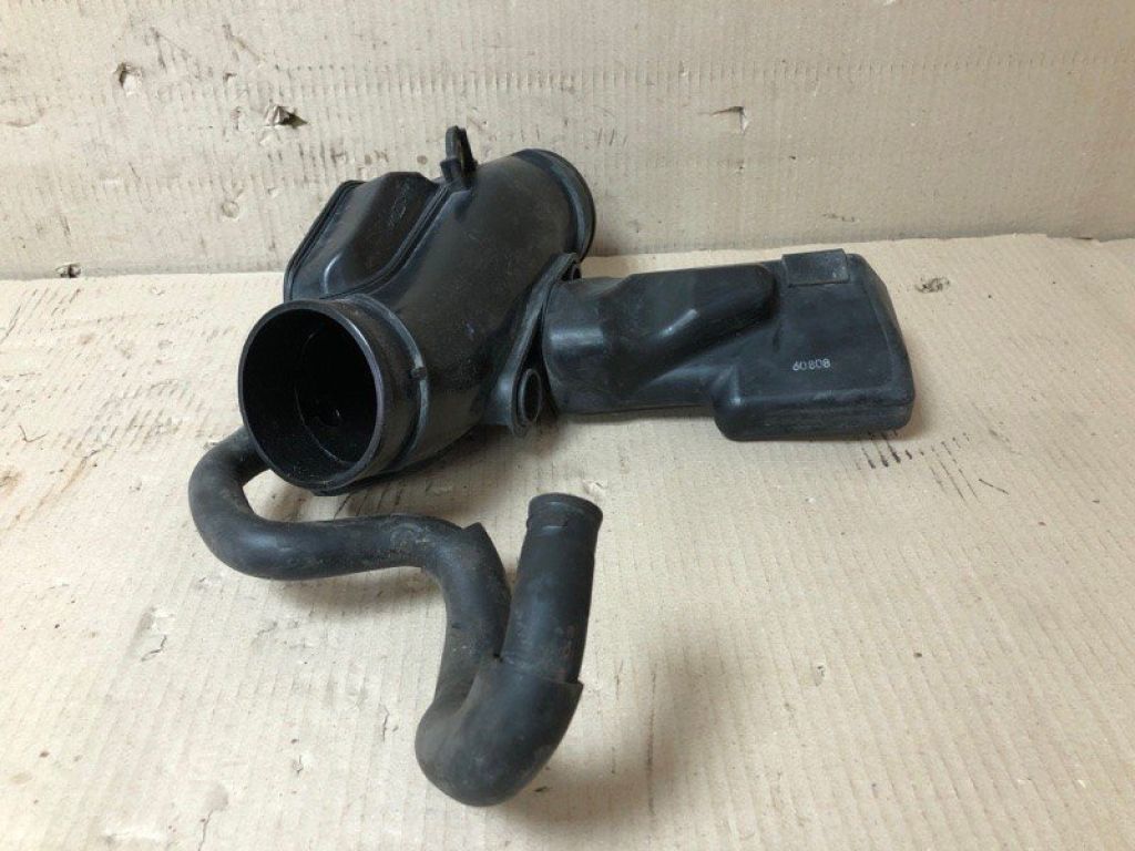 16576-CG000 | патрубок повітряного фільтра INFINITI FX S50 03-08 - Фото 3