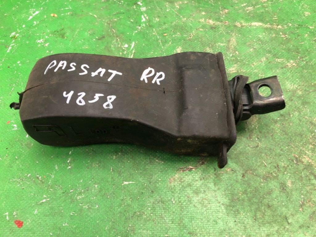561 839 249 | Ограничитель двери задн. VOLKSWAGEN PASSAT B7 11-15
